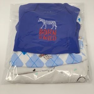 3 pack bodysuit with animal prints 3 Months